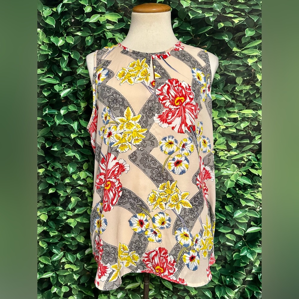 Violet + Claire Sleeveless Blouse Pink Multicolor Floral Womens Large